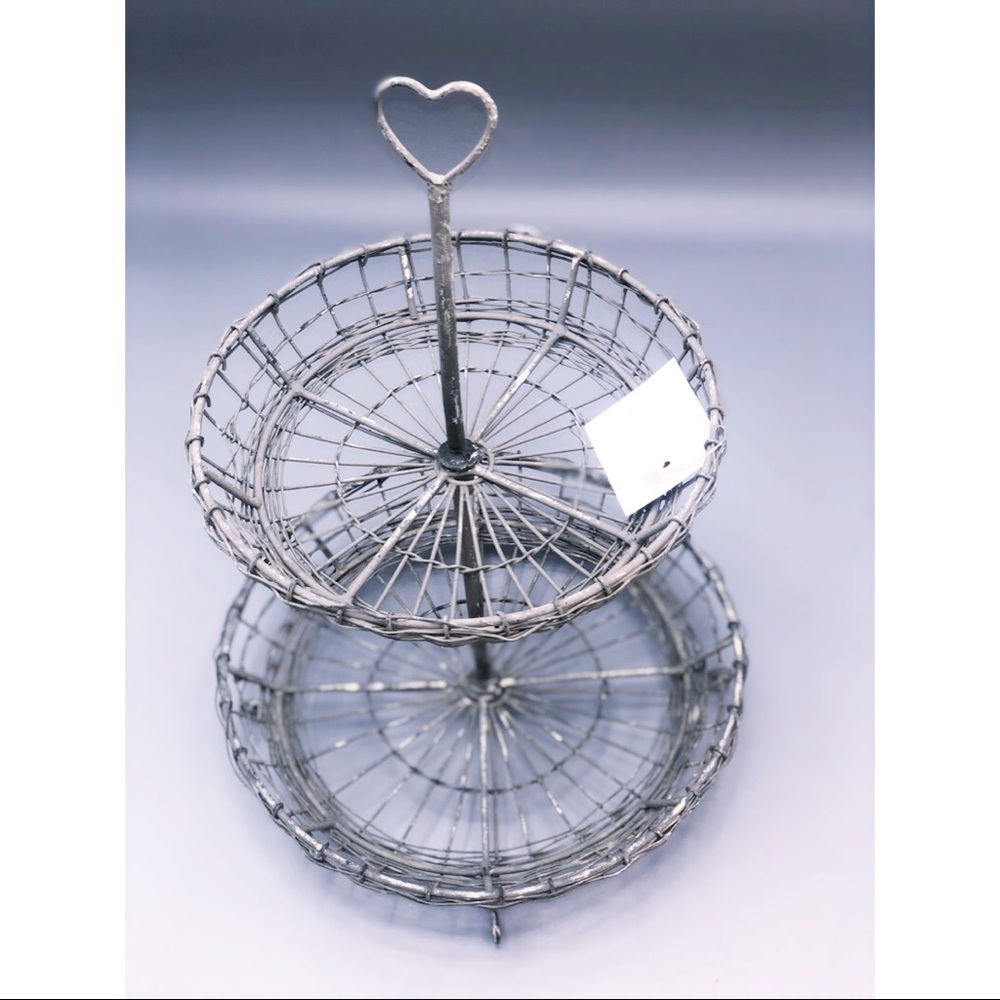 Vintage Heart Two Tier Serving Stand - Picture 6 of 14